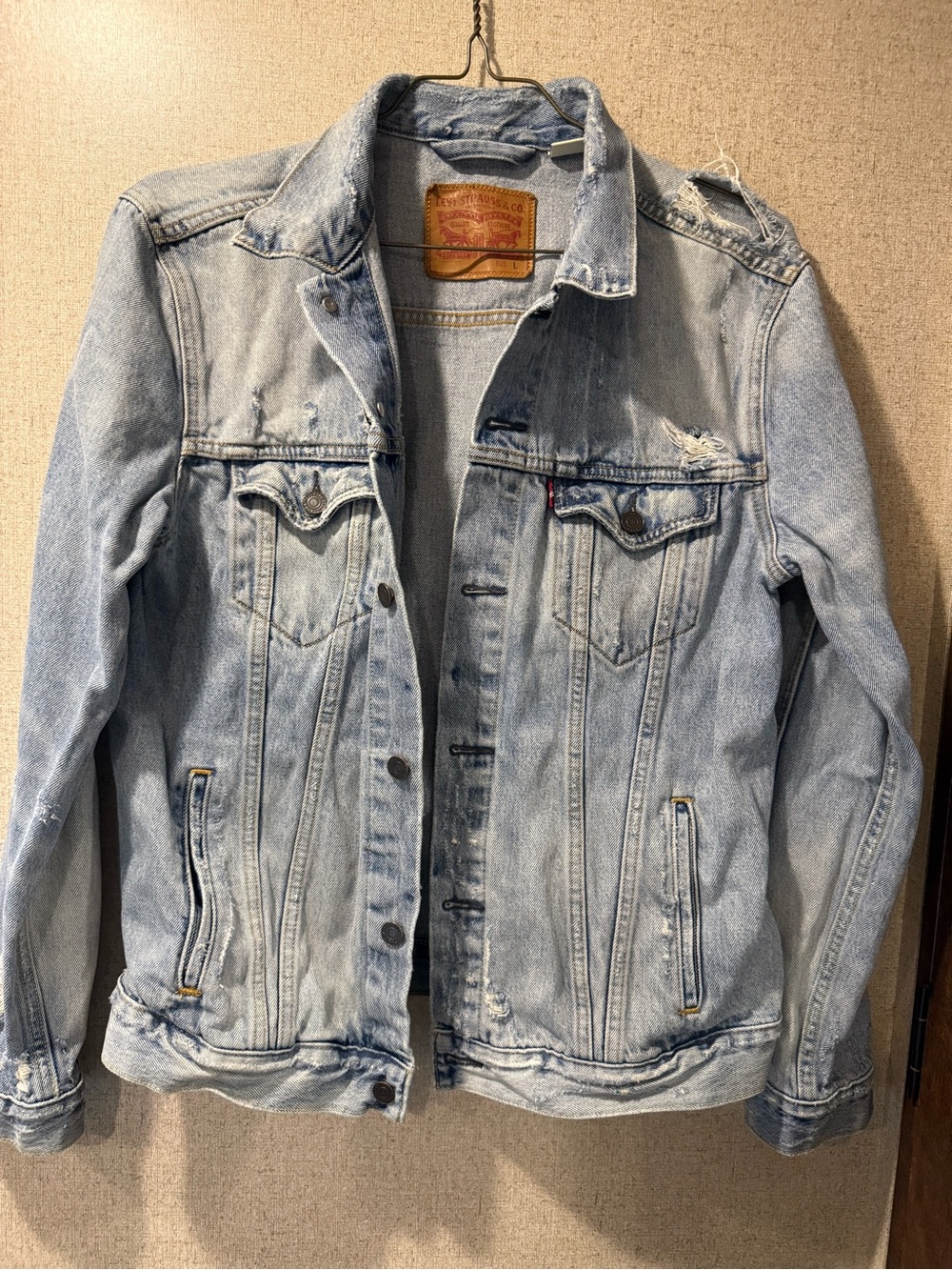 Levi's Light Wash Distressed Denim Trucker Jacket - Men's size Large